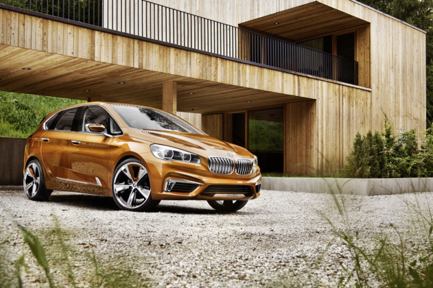 BMW Concept Active Tourer goes Outdoor, does 40 kmpl