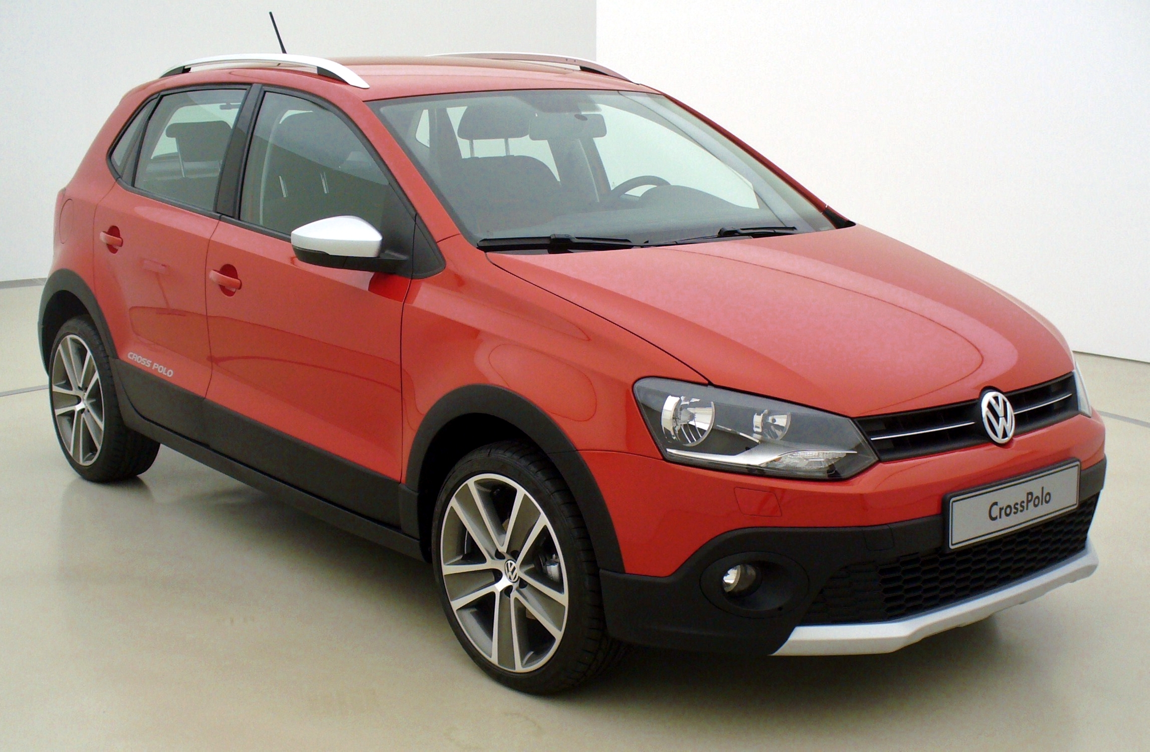 Volkswagen Launches Cross Polo At Rs. 7.75 lakh