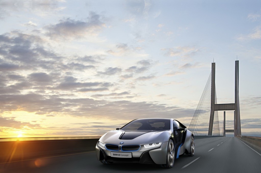 BMW Unveils i8 Plug-In Hybrid Sports Car