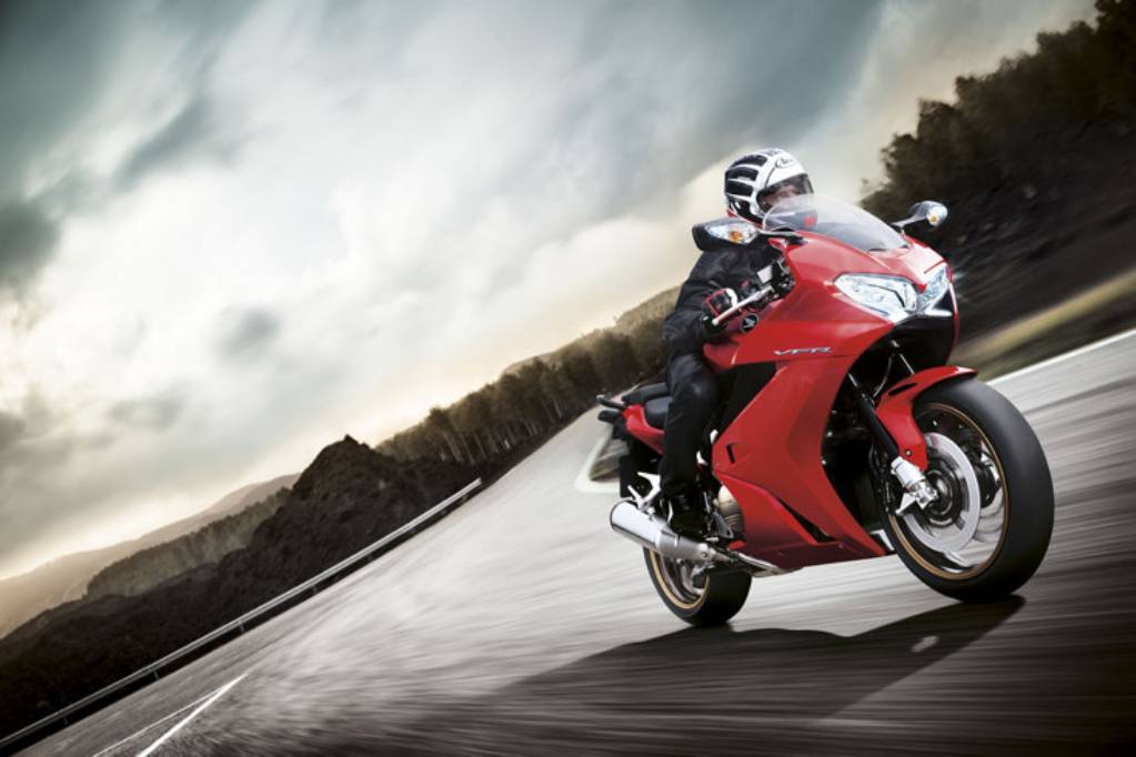 Honda Showcases VFR800F at the 2013 EICMA Show