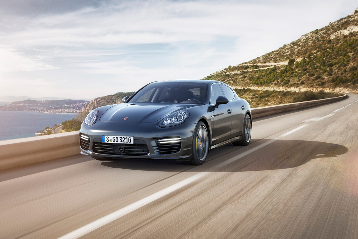 Porsche Opens Bookings of the Panamera Turbo S in India