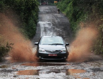 Top 10 Tips and Tricks for Driving Safe This Monsoon