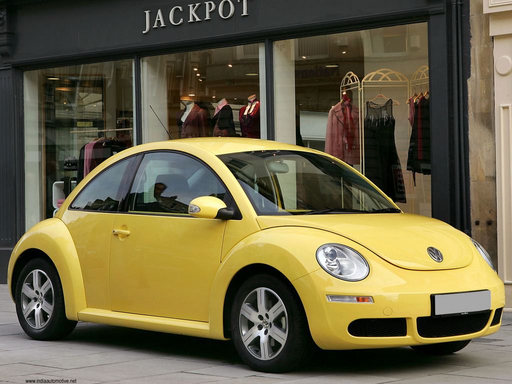 Yellow_Beetle_Wallpaper
