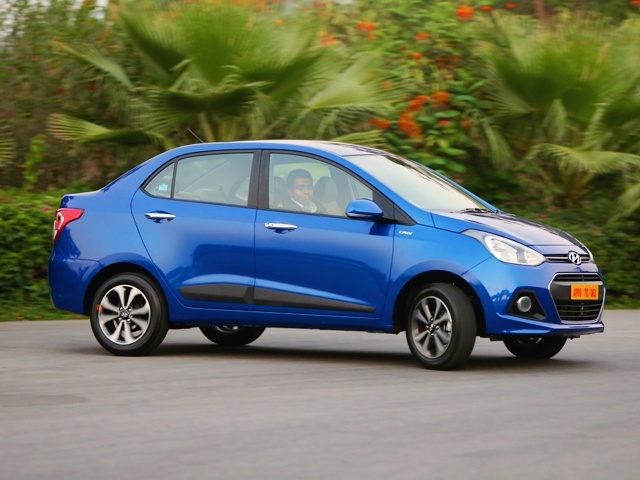 hyundai-xcent-grand-i10-sedan-first-drive-road-test-review-zigwheels-india-27032014-m16_640x480_640x480