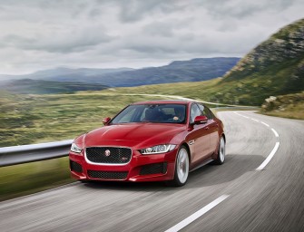 Jaguar Officially Unveiled the Super Sleek XE