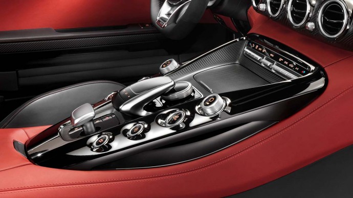 Mercedes-AMG-GT-interior-03