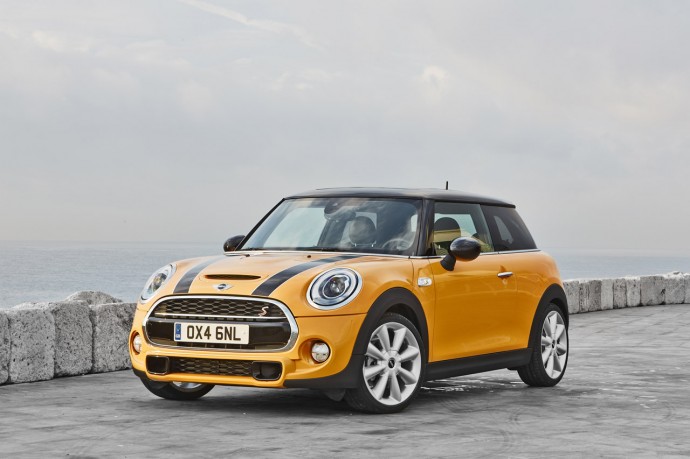 001-2015-mini-cooper-hardtop-1