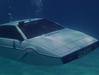 James Bond’s Submarine Car Up for Auction on eBay