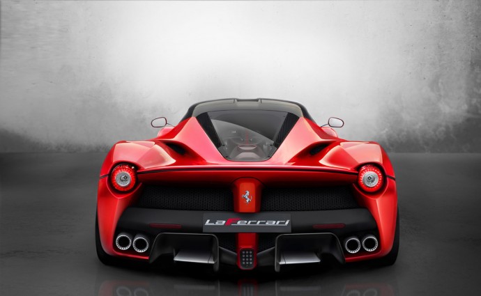 007-ferrari-laferrari