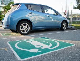 Germany Ready to Invest Heavily in Charging Stations for Electric Cars