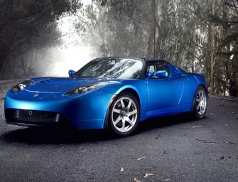Tesla’s Roadster Geared Up for an Update, to Offer a 400 Mile Range on a Single Charge