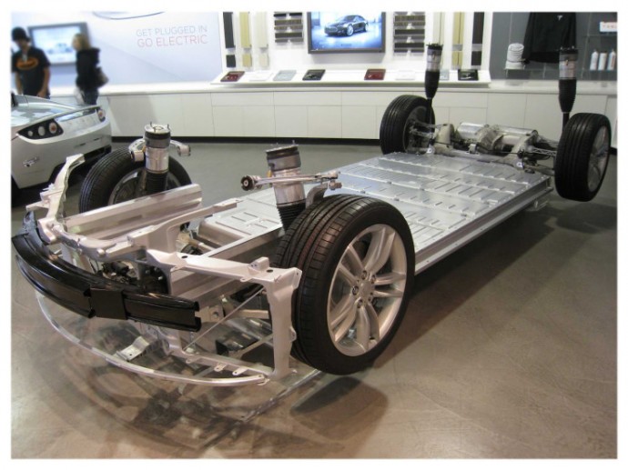 tesla_model_s_chassis_battery