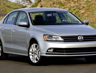 Volkswagen Jetta Facelift Ready to Arrive India in 2015