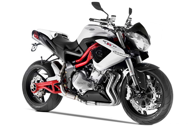 DSK-Benelli-TNT-899-5