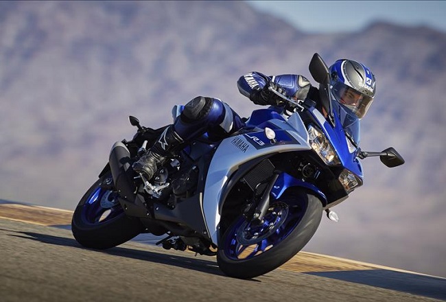 2015-yamaha-yzf-r3_