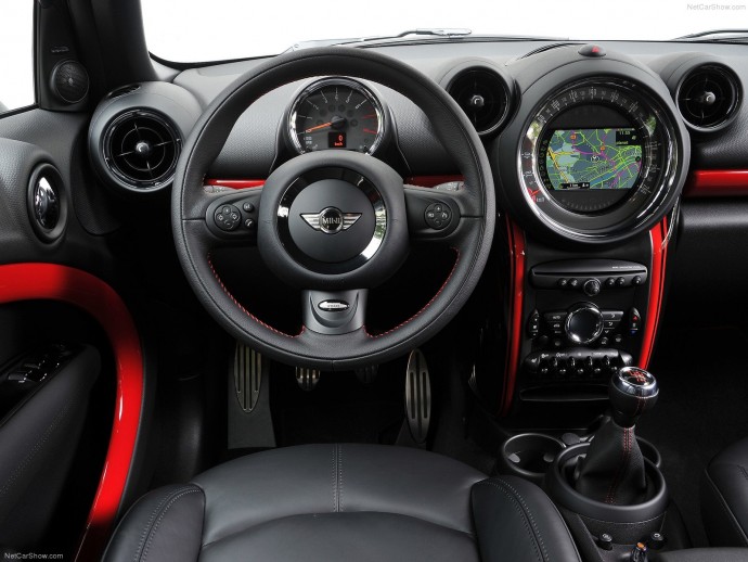 Mini-Countryman-interior