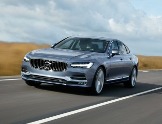 Volvo Unveils its Flagship S90 Luxury Sedan