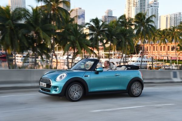 P90201615_lowRes_mini-cooper-converti