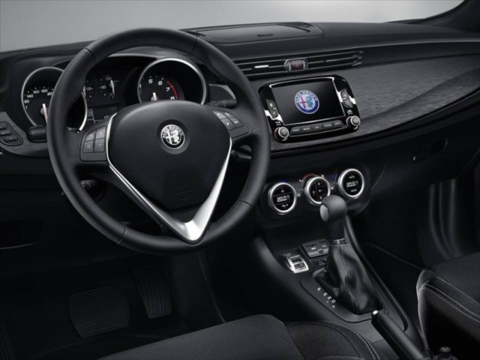 2016-alfa-romeo-giulietta-geneva-012-copy-850x638