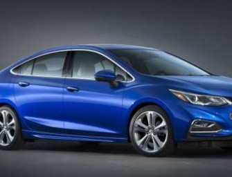 New Chevrolet Cruze Sedan Launched in India