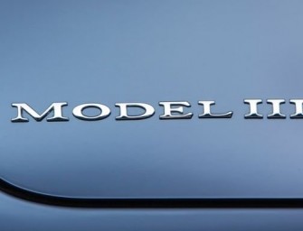 Tesla to Unveil its $35,000 Model 3 in March